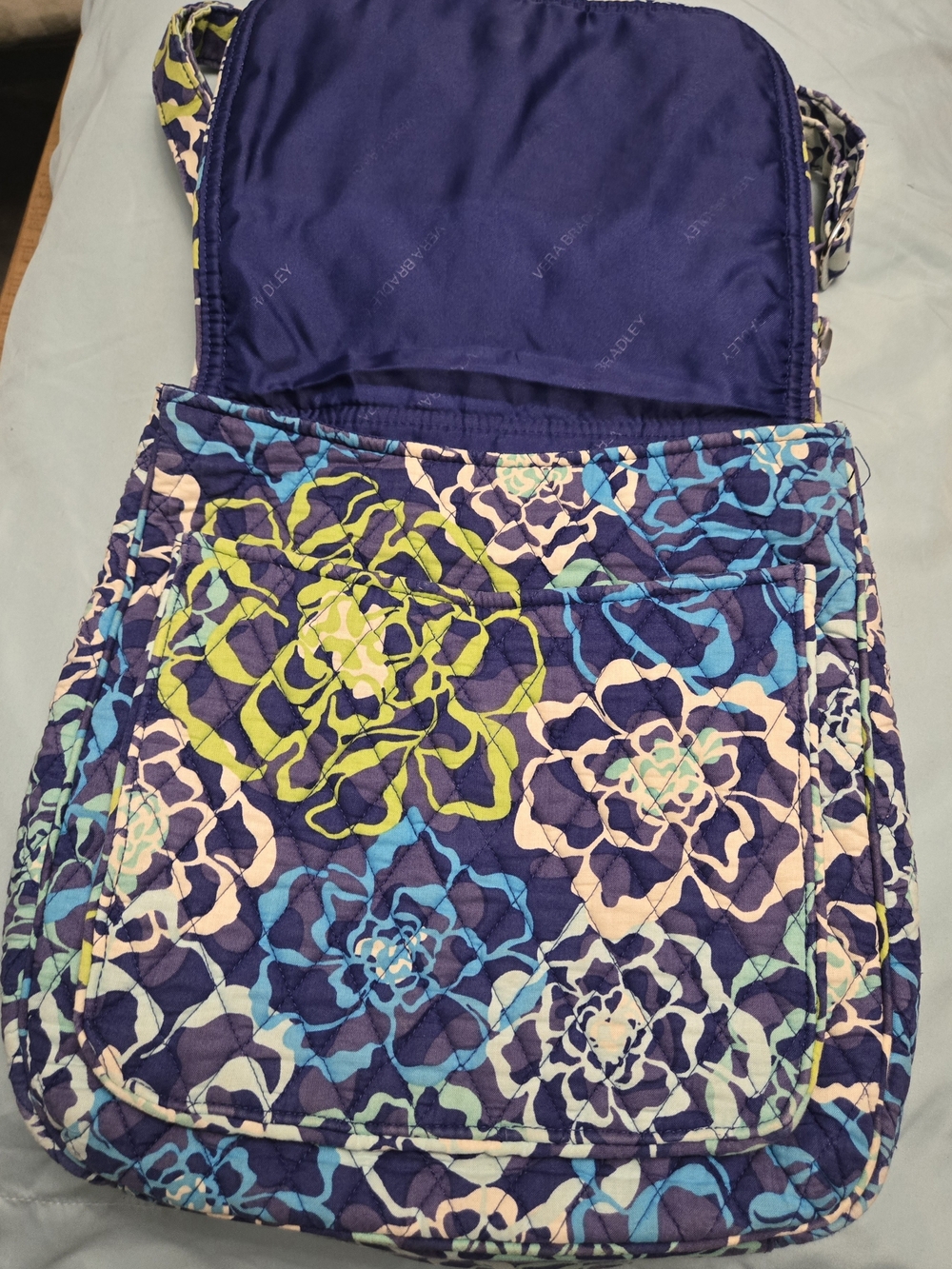 Vera Bradley Quilted Crossbody in Navy Blue, Light Blue & Cream Floral - Picture 2 of 9